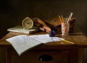 主婦が保育士になるための勉強方法は？