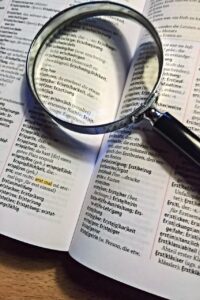 保育士資格取得に向けた通信教材の比較ポイントは？