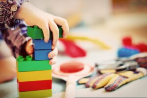 保育園と幼稚園の違いを未経験者が転職する際に知っておくべきポイントは？