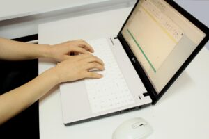 保育士未経験者が転職を考える際の自治体の無料相談窓口はどこにある？